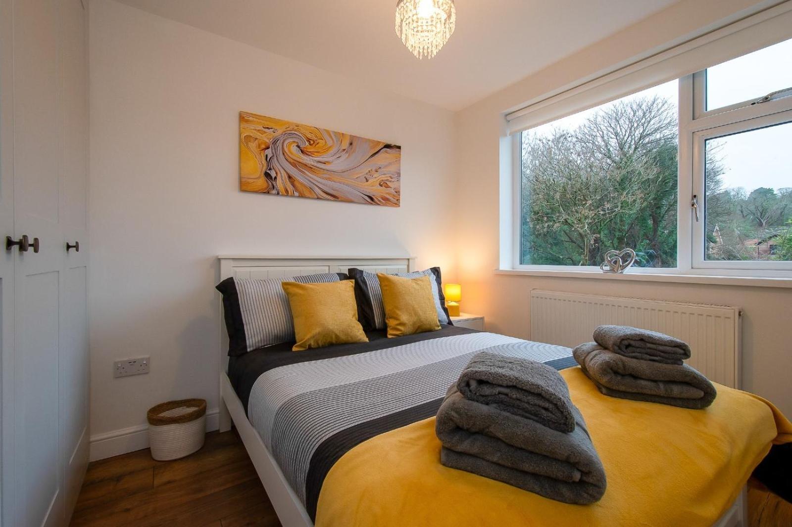 Casa One Hundred - A Beautiful 4 Bed House On The Beach Front Swansea Esterno foto