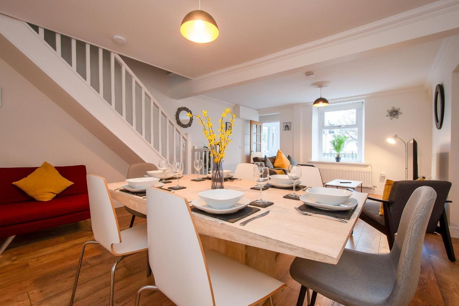 Casa One Hundred - A Beautiful 4 Bed House On The Beach Front Swansea Esterno foto