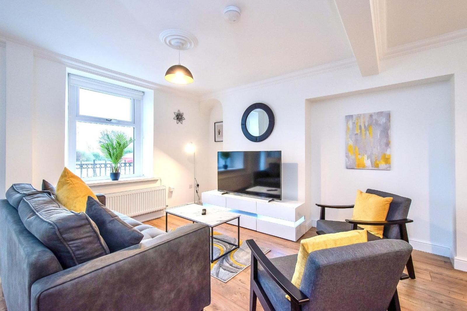 Casa One Hundred - A Beautiful 4 Bed House On The Beach Front Swansea Esterno foto