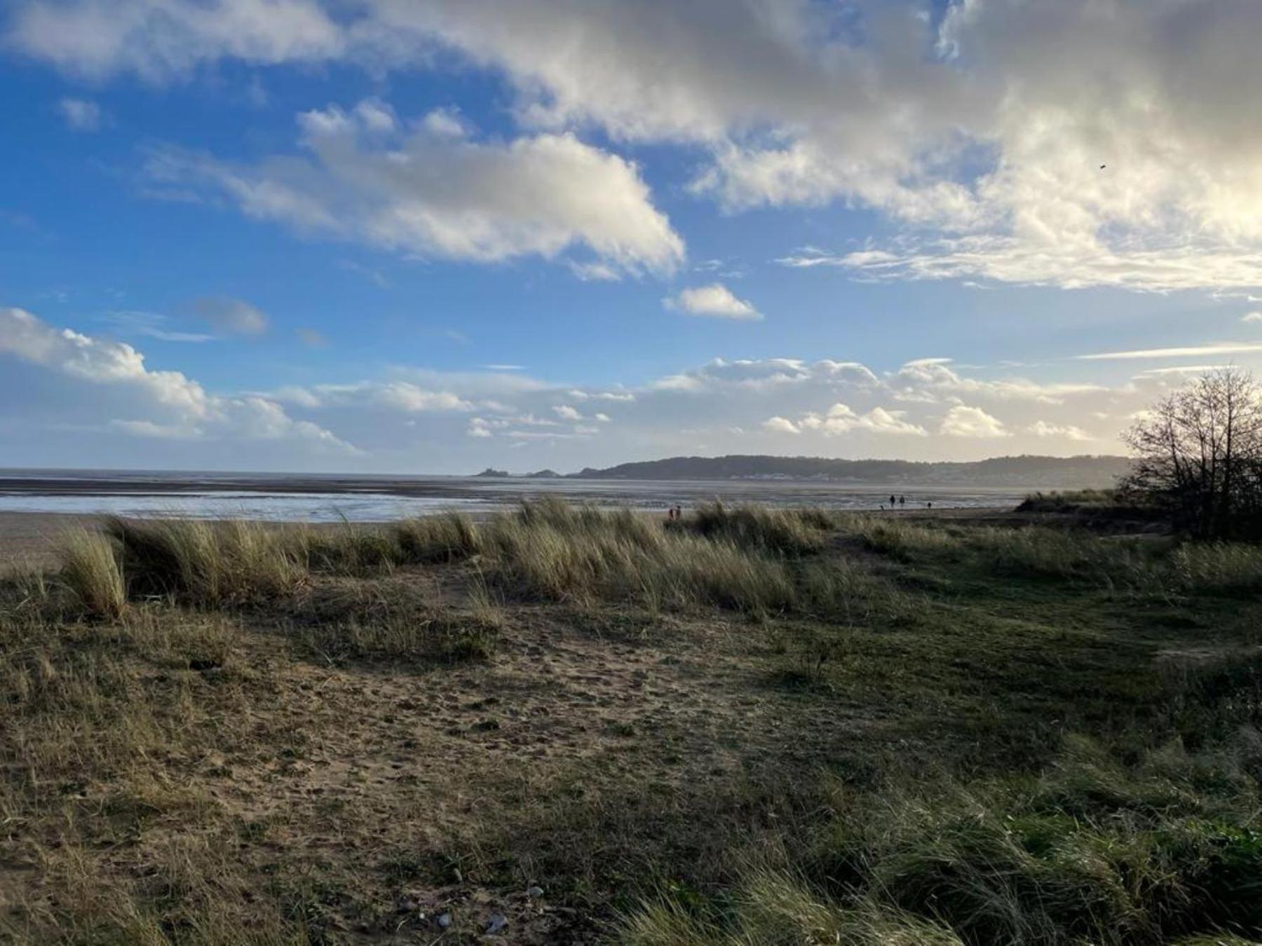 Casa One Hundred - A Beautiful 4 Bed House On The Beach Front Swansea Esterno foto